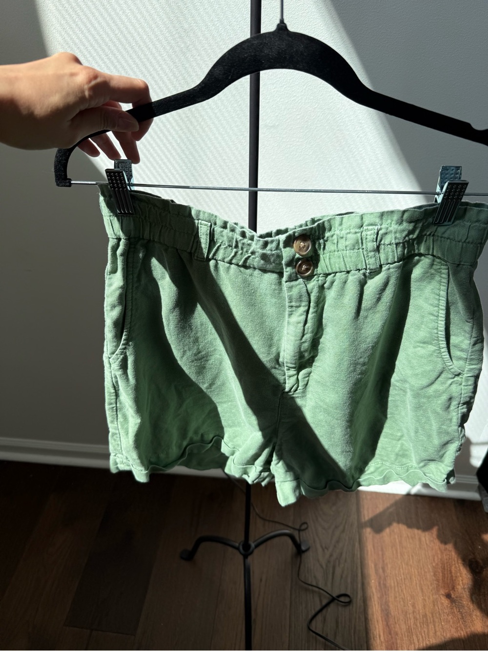 GAP Women's Light Green Paperbag Waist Shorts